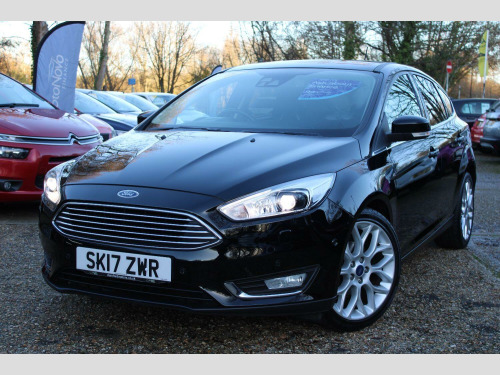 Ford Focus  1.0 T EcoBoost Titanium X