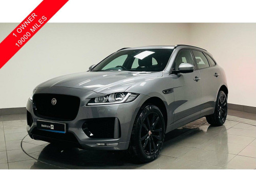 Jaguar F-PACE  2.0 D180 Chequered Flag SUV 5dr Diesel Auto AWD Euro 6 (s/s) (180 ps)