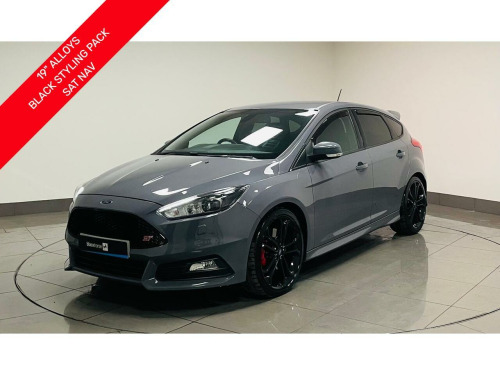 Ford Focus  T EcoBoost ST-3 Hatchback 2.0 Manual Petrol