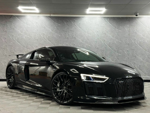 Audi R8  5.2 FSI V10 Plus Quattro 2dr S Tronic MASSIVE CARBON EXTRAS CAPRISTO EXHAUS