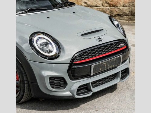 MINI Hatchback  2.0 Cooper S Classic II 5dr SOLID GREY RED EDITION PACK BLACK PACK PAN ROOF