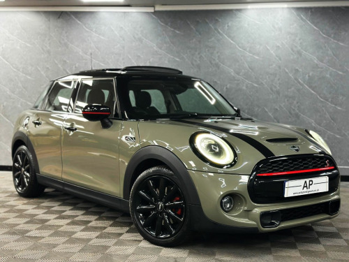 MINI Hatchback  2.0 Cooper S Classic II 5dr SOLID GREY RED EDITION PACK BLACK PACK PAN ROOF