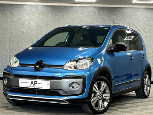 Volkswagen up!  1.0 CROSS OVER AUTO 5 DOOR|RARE CROSS OVER MODEL WITH BEATS SOUND
