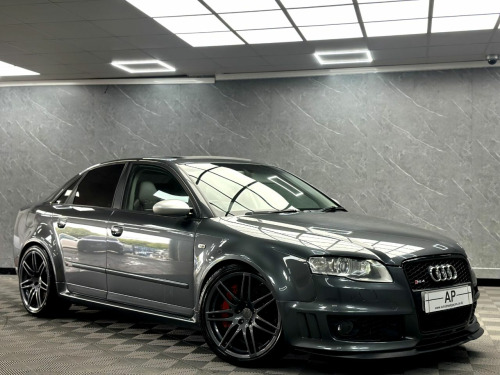 Audi RS4 Saloon RS 4 Quattro 4dr