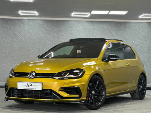 Volkswagen Golf  2.0 TSI 310 R 3dr 4MOTION DSG R PERFORMANCE PACK PAN ROOF LEATHER AKRA DYNO