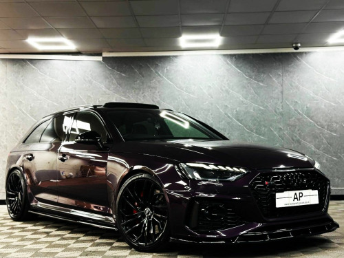 Audi RS4 Saloon  RS 4 TFSI Quattro Carbon Black 5dr Tiptronic