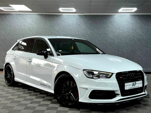 Audi S3  2.0 TFSI Sportback S Tronic quattro Euro 6 (s/s) 5dr