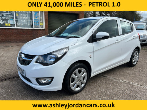 Vauxhall Viva  1.0 SE 5dr, 5 SERVICE STAMPS, SAME LADY OWNER FROM 2019