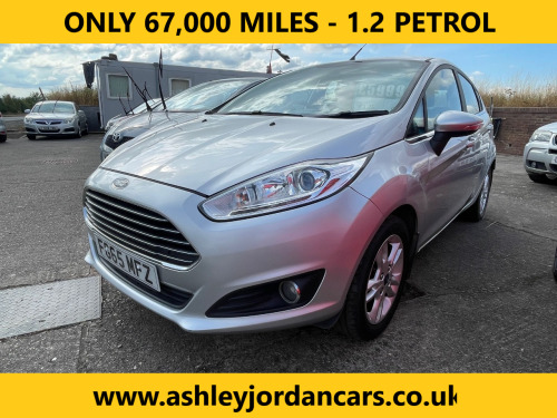 Ford Fiesta  1.25 82 Zetec 5dr