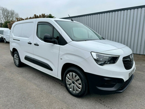 Vauxhall Combo  1.6 Turbo D 2300 Edition L2 H1 Euro 6 (s/s) 4dr