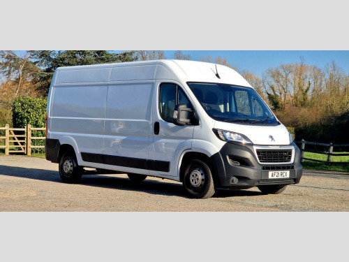 Peugeot Boxer  2.2 BlueHDi 435 Professional L3 H2 Euro 6 (s/s) 5dr