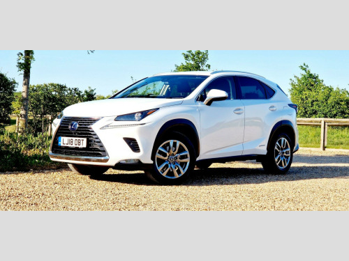 Lexus NX 300h  2.5 300h Luxury E-CVT 4WD Euro 6 (s/s) 5dr