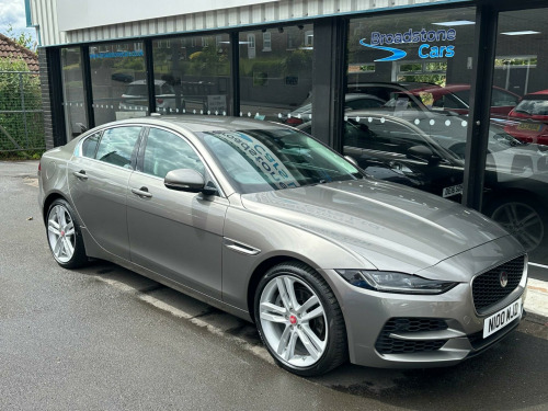 Jaguar XE  2.0 P250i HSE Auto Euro 6 (s/s) 4dr