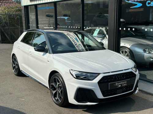 Audi A1  1.0 TFSI 30 Black Edition Sportback S Tronic Euro 6 (s/s) 5dr