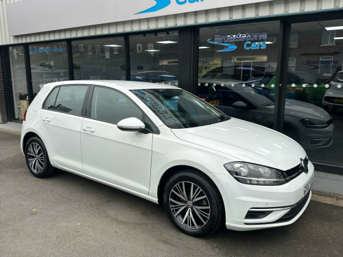 Volkswagen Golf  1.6 TDI SE Nav Hatchback 5dr Diesel DSG Euro 6 (s/s) (115 ps)