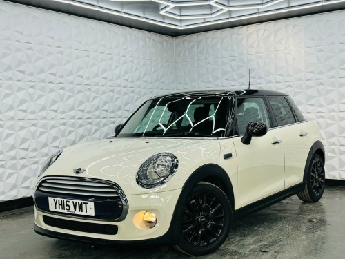 MINI Hatch  1.5 Cooper D Auto Euro 6 (s/s) 5dr