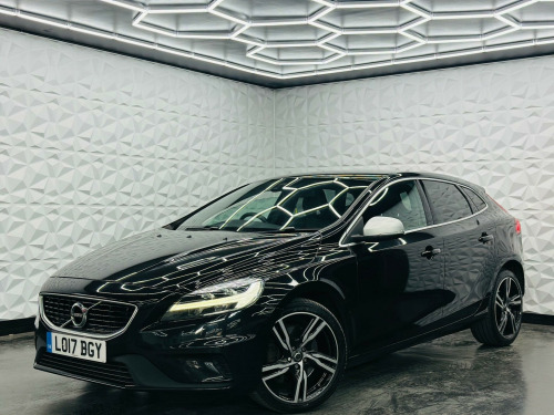 Volvo V40  2.0 D2 R-Design Pro Auto Euro 6 (s/s) 5dr