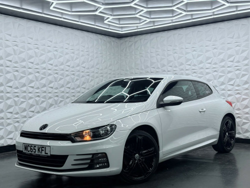 Volkswagen Scirocco  2.0 TSI BlueMotion Tech R-Line Euro 6 (s/s) 3dr