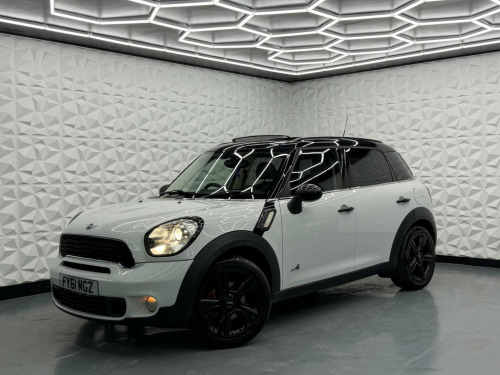 MINI Countryman  2.0 Cooper SD ALL4 Euro 5 (s/s) 5dr 