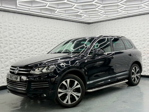 Volkswagen Touareg  3.0 TDI V6 BlueMotion Tech R-Line Tiptronic 4WD Euro 5 (s/s) 5dr 