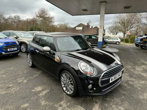 MINI Hatch  1.5 Cooper Seven Euro 6 (s/s) 3dr