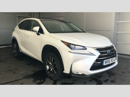 Lexus NX 300h  2.5 300h Luxury E-CVT 4WD Euro 6 (s/s) 5dr