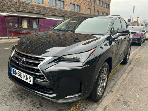 Lexus NX 300h  2.5 300h Luxury E-CVT 4WD Euro 6 (s/s) 5dr