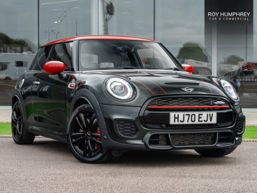 MINI Hatch  2.0 JOHN COOPER WORKS 3d 228 BHP