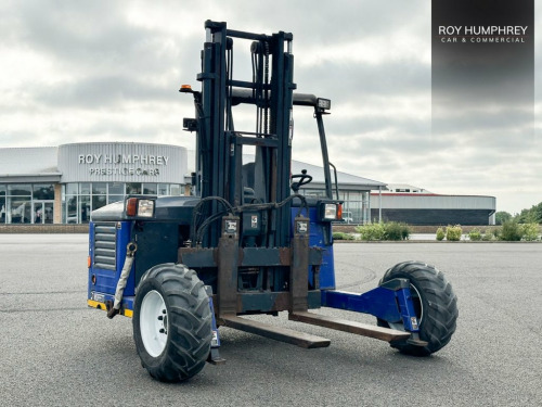 MOFFETT TRAILER LIFT  Trailer Fork Lift