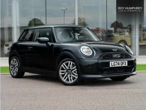 MINI Hatch  1.5C Classic Hatchback 3dr Petrol Steptronic Euro 