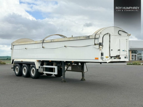 WILCOX trailer  FULL TAR SPEC