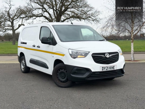 Vauxhall Combo  1.5 Turbo D 2300 Dynamic Panel Van 4dr Diesel Manu 