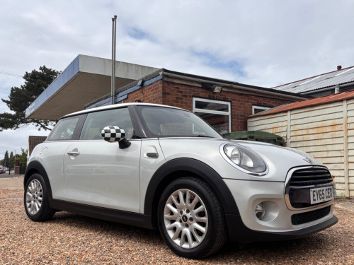 MINI Hatchback  1.5 Cooper 3dr