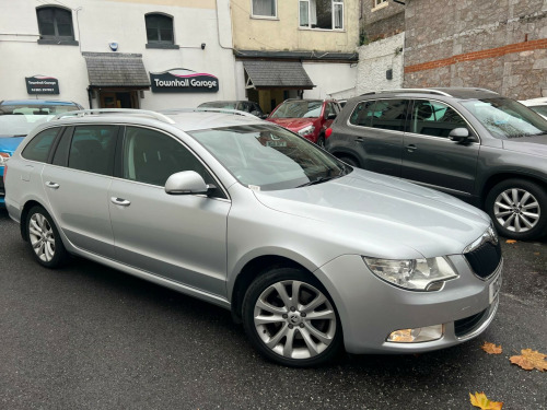 Skoda Superb  2.0 TDI SE Plus Euro 5 5dr