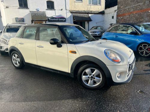 MINI Hatch  1.5 Cooper Euro 6 (s/s) 5dr