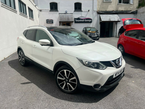 Nissan Qashqai  1.2 DIG-T Tekna 2WD Euro 5 (s/s) 5dr