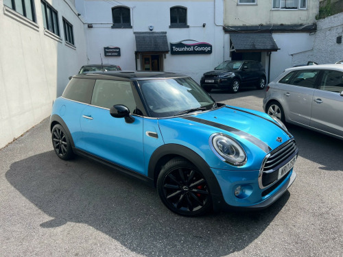 MINI Hatch  1.5 Cooper Auto Euro 6 (s/s) 3dr