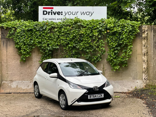 Toyota AYGO  1.0 VVT-i x-play Hatchback 5dr Petrol Manual Euro 5 Euro 5 (68 ps)