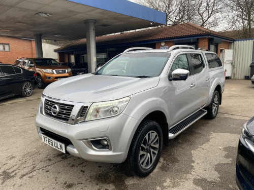 Nissan Navara  Double Cab Pick Up Tekna 2.3dCi 190 4WD