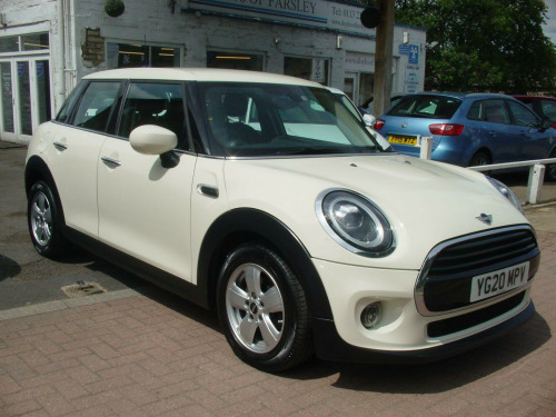 MINI Hatch  1.5 Cooper Classic Euro 6 (s/s) 5dr
