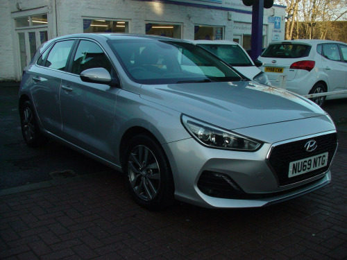 Hyundai i30  1.6 CRDi SE Nav Euro 6 (s/s) 5dr 