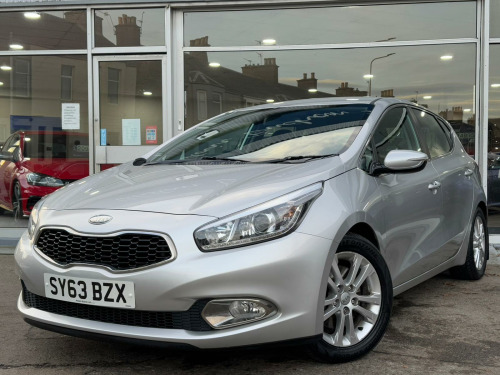 Kia ceed  1.6 CRDi EcoDynamics 2 Euro 5 (s/s) 5dr