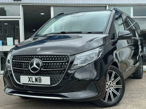 Mercedes-Benz V-Class  2.0 V220d Premium G-Tronic+ Euro 6 (s/s) 5dr (8 Seat, Extra Long) 