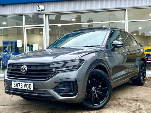 Volkswagen Touareg  3.0 TDI V6 Black Edition Tiptronic 4Motion Euro 6 (s/s) 5dr