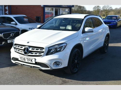 Mercedes-Benz GLA-Class GLA200 1.6 GLA200 SE (Executive) SUV 5dr Petrol Manual Eu