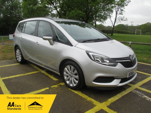 Vauxhall Zafira DESIGN