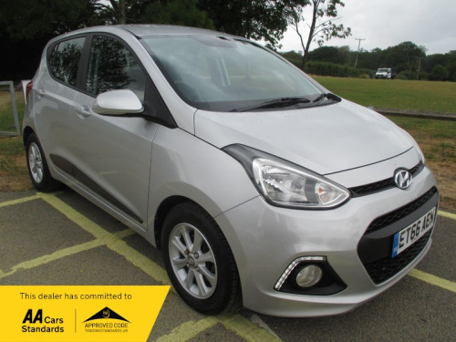 Hyundai i10  PREMIUM