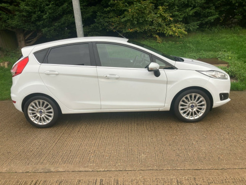 Ford Fiesta  1.0T EcoBoost Titanium Euro 5 (s/s) 5dr