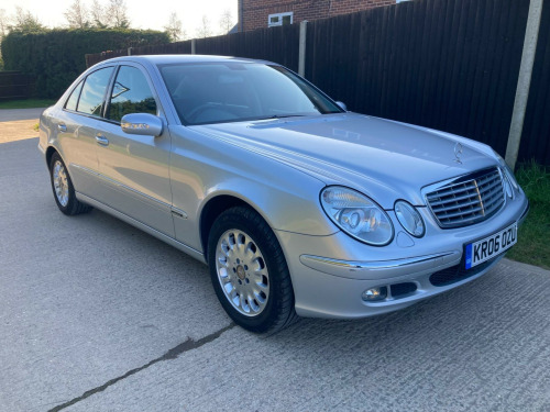 Mercedes-Benz E-Class E200 Kompressor 1.8 E200 Kompressor Elegance 4dr