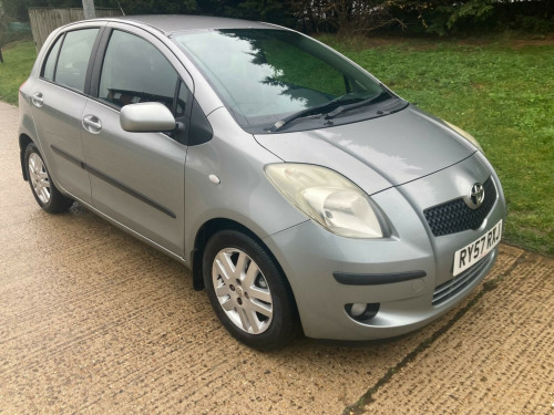 Toyota Yaris  1.3 VVT-i TR Hatchback 5dr Petrol Manual (141 g/km, 85 bhp) 